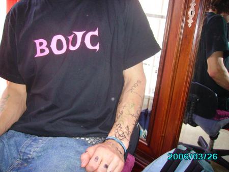 JE L'AI MON TEE SHIRT :D